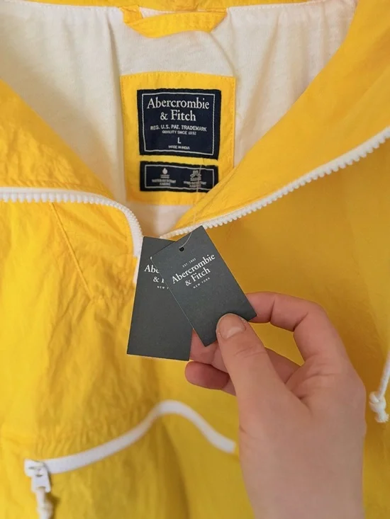 Abercrombie & Fitch Bright Yellow Hooded Anorak Pullover - Picture 2 of 5